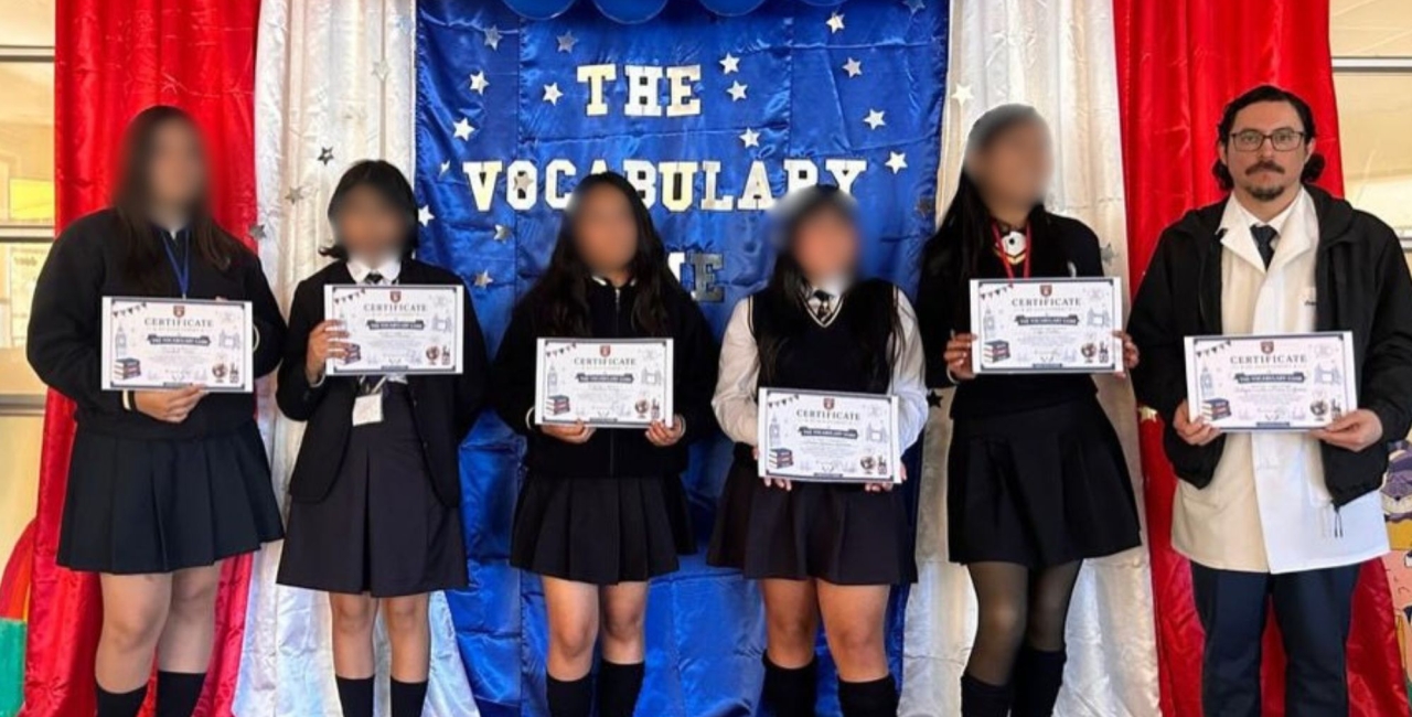 Nuestras estudiantes ganan 3° lugar en la competencia “Vocabulary Game”